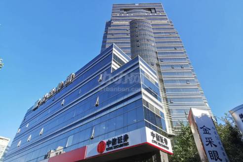 陆家嘴八佰伴汤臣金融大厦 交通便利采光好 拎包入住!